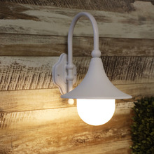 Eyre Outdoor Wall Light